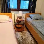 Hrastik 1 Apartman *