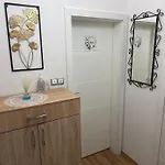 Hrastik 1 Apartment