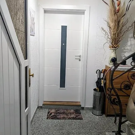 Hrastik 1 Apartment *