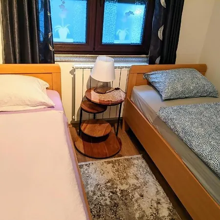 Hrastik 1 Apartment *