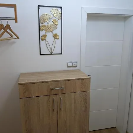 Hrastik 1 Apartman *