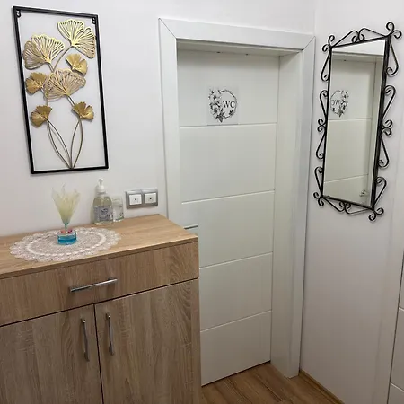 Hrastik 1 Apartment